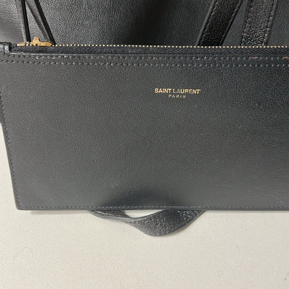 Saint Laurent Black and Gold Tote Bag with Structured Design - Picture 3 of 12